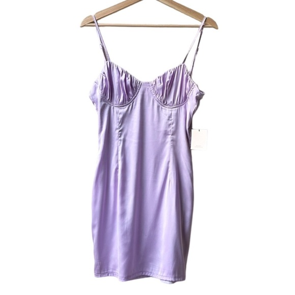 NWT superdown Shelbi Tie Back Mini Dress in Lavender Purple Satin Bodycon Sz M - Picture 3 of 15
